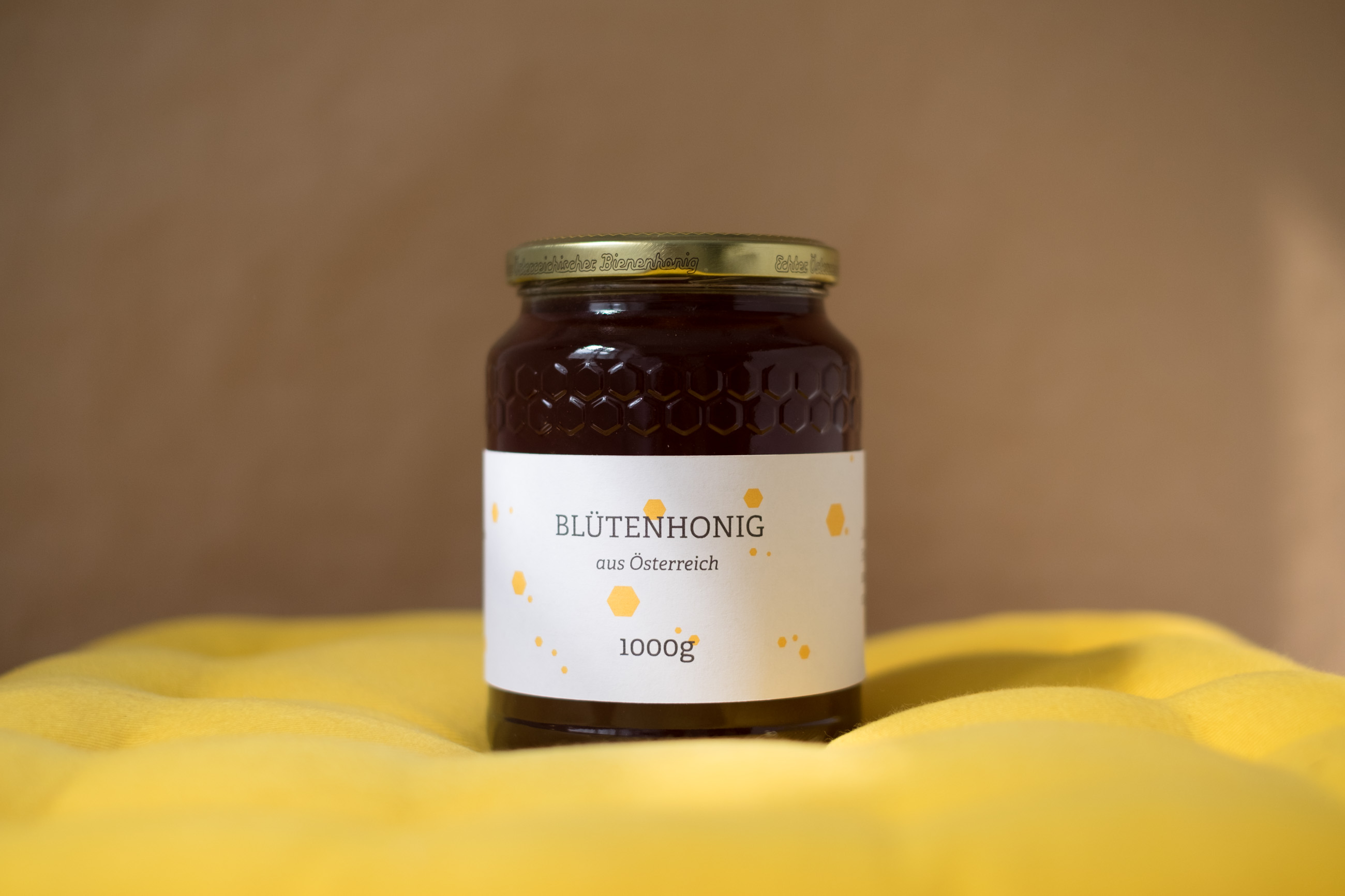 honey jar on pillow